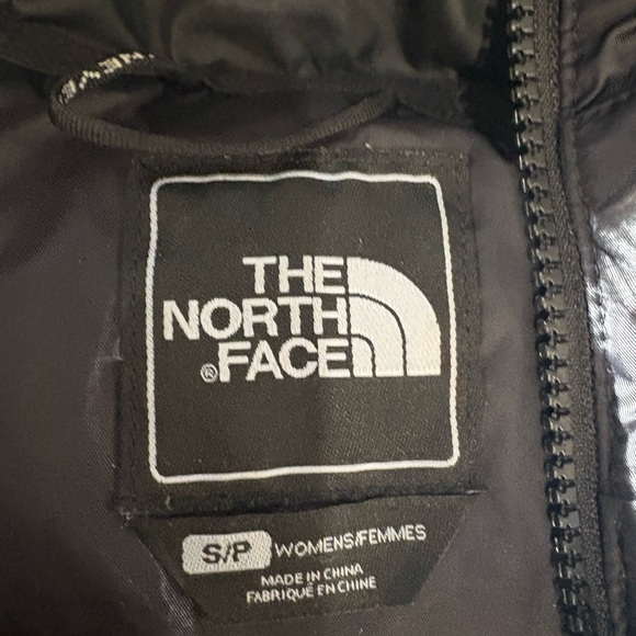 The North Face Women's Black Jacket - Picture 3 of 10